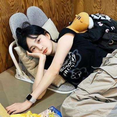 老师!是裂口女!